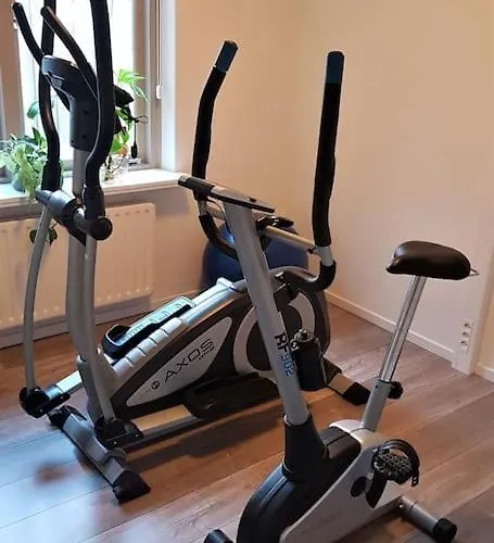 Waterhill's Bed & Wellness 公寓 Dinteloord